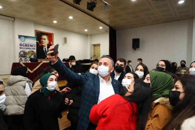 Gençlerin Yks Ücretleri Bağcılar Belediyesi’nden