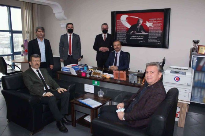 Öğretmen Ve Yöneticilere Yönelik ’Eğitimde Yeni Yaklaşımlar Kursu’ Düzenlendi