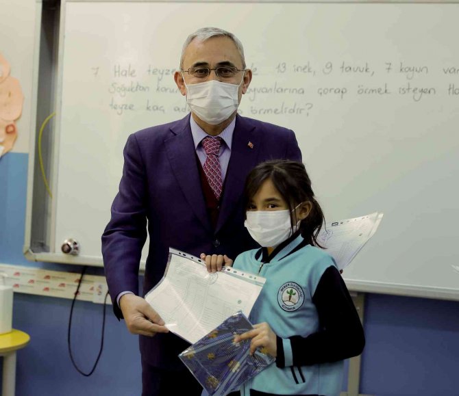 Başkan Işık: "Gençlerimize Umutla Bakıyoruz"