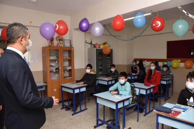 Aileler Yarıyıl Tatilinde Çocuklarına Destek Olmalı