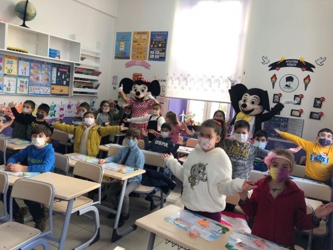 Karne Günü Değil Karne Şöleni