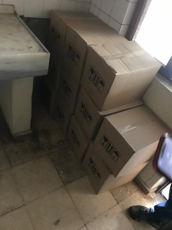 Antalya’da 635 Litre Sahte Alkol Ele Geçirildi: 8 Gözaltı