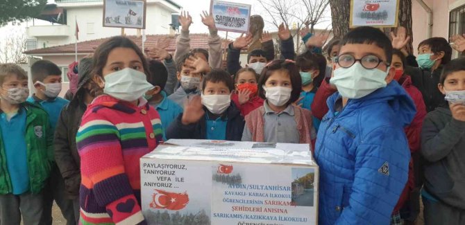 Aydın’da Okul Bahçesindeki Mandalinalar, Kars’taki Öğrencilerin Karne Hediyesi Oldu