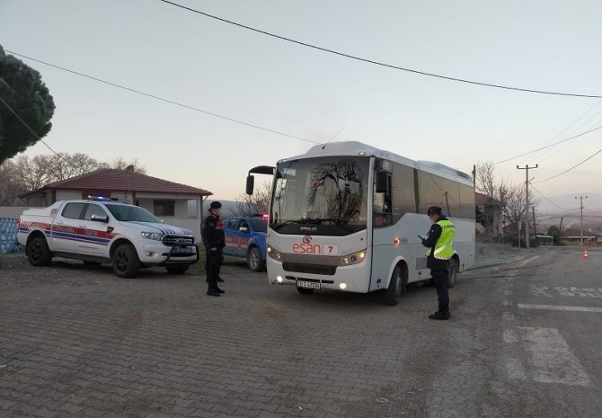 Yol Denetimlerinde 16 Bin Lira Ceza Kesildi