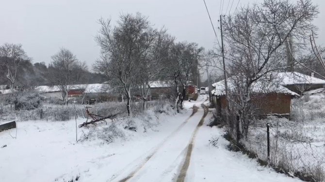 Edirne’de Başlayan Kar, İ̇stanbul’un Kapısına Dayandı
