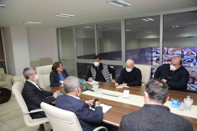 İ̇kinci Dalga Öncesi Belediye Başkanları Toplandı