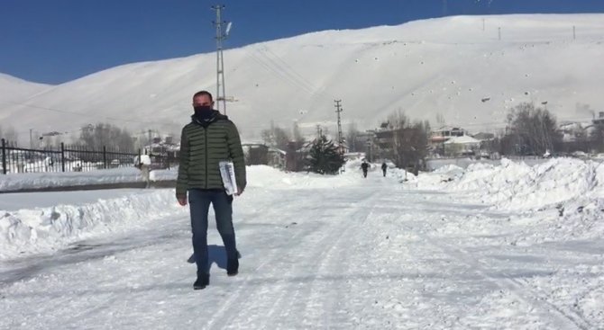 Karlıova’da Karneyi Öğrenciler Değil, Veliler Aldı