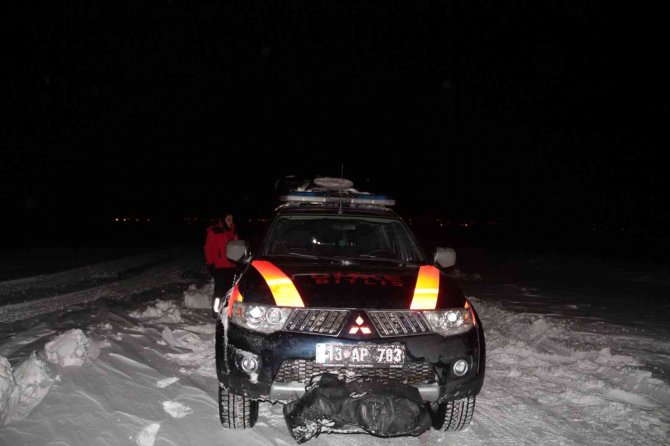 Bitlis’te Annesinin İlacını İçen Çocuk 6 Saat Sonra Hastaneye Ulaştırıldı