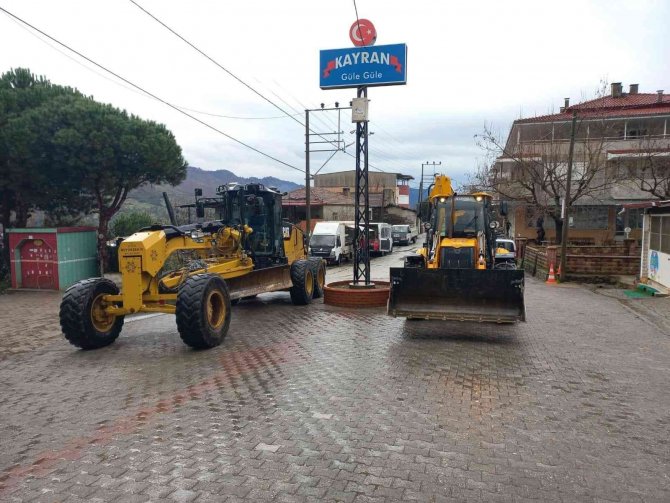 Büyükşehir Ekipleri Karla Mücadeleye Hazır