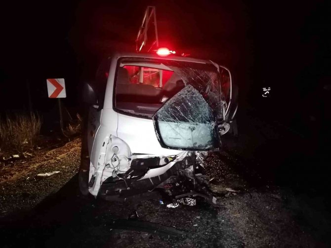 Çanakkale’de Trafik Kazası: 4 Yaralı
