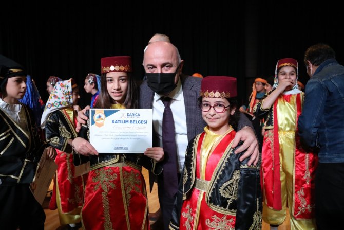 Kursiyerler Öğrendiklerini Sahneledi