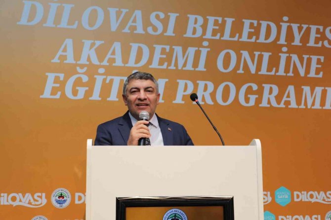 Dilovası’nda Öğrencilere Online Eğitim Desteği