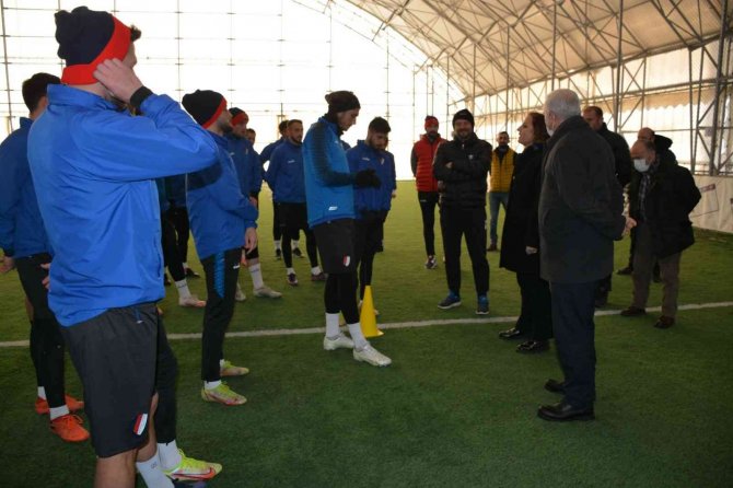 Rektör Çakar Düzcespor’a Zorlu Yolda Başarılar Diledi