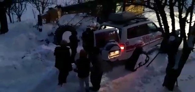 Elazığ’da Hasta Vatandaşın Yardımına Paletli Ambulans Yetişti