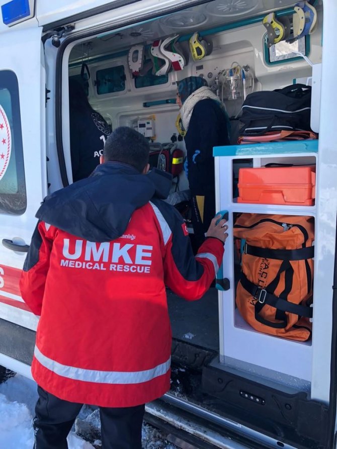 Vücudu Yanan Bebeğin İmdadına Umke Yetişti