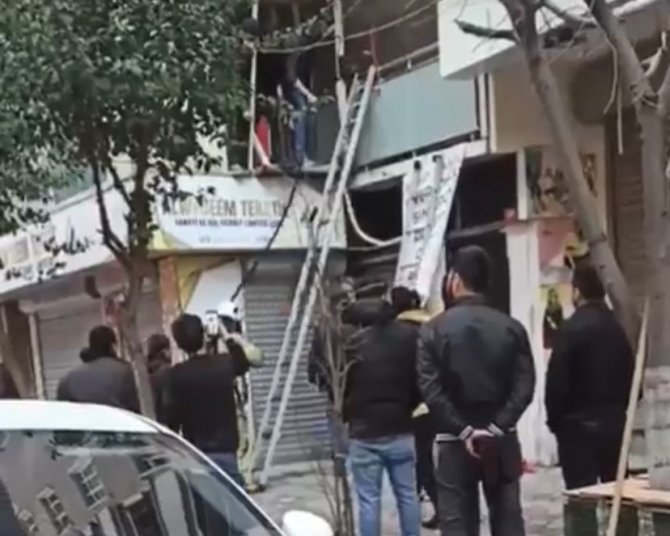 Zeytinburnu’da İş Yerinde Çıkan Yangında 1 Kişi Hayatını Kaybetti