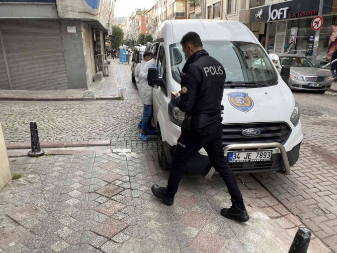 Zeytinburnu’da İş Yerinde Çıkan Yangında 1 Kişi Hayatını Kaybetti