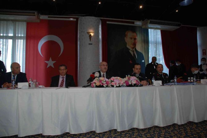 Vali Köşger, Narkotik Çalışmalarını Madde Madde Anlattı