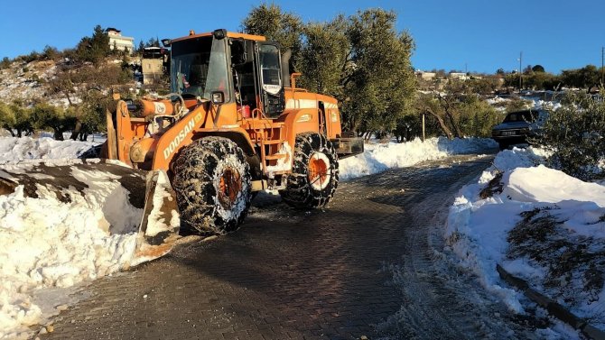 Kahramanmaraş’ta 1300 Yol Ulaşıma Açıldı