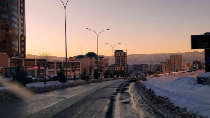 Kahramanmaraş’ta 1300 Yol Ulaşıma Açıldı
