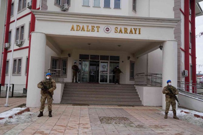 Kastamonu’daki Fetö Operasyonunda Gözaltına Alınan 14 Şüpheli Adliyede