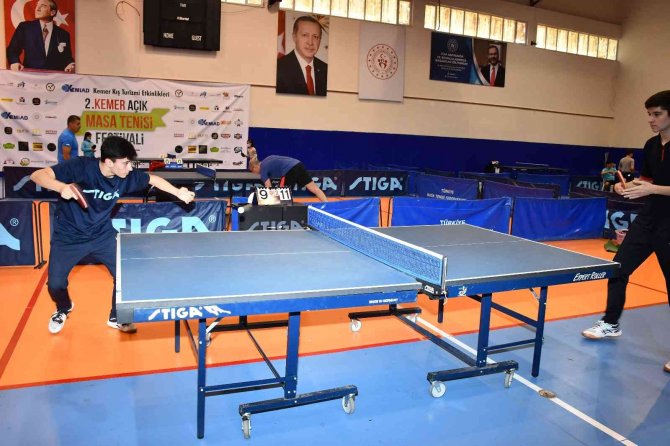 Kemi̇ad 2. Kemer Açık Masa Tenisi Turnuvası Başladı