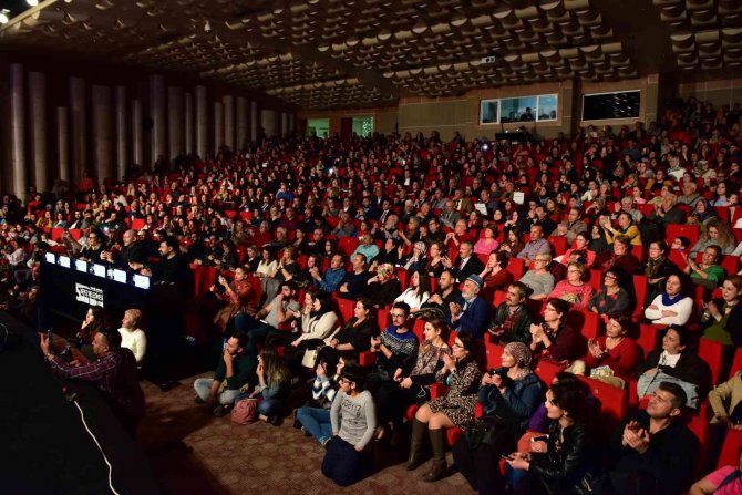 8. Ulusal Müzik Ödülleri Yarışması Yeteneklerini Bekliyor