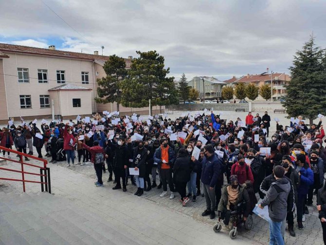 Kulu’da 7 Bin 510 Öğrenci Karne Aldı