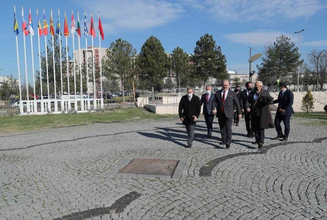 Rektör Tabakoğlu: "Türkiye’de En Çok Balkanlı Öğrenciye Sahip Eğitim Kurumuyuz"