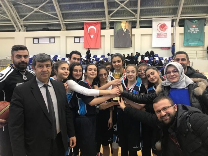 Liselerarası Basketbolda Şampiyonlar Belli Oldu