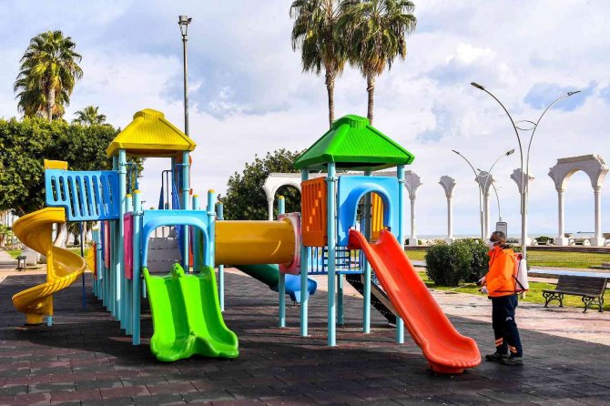 Büyükşehir Belediyesinden 50 Bin Kez Dezenfeksiyon Çalışması