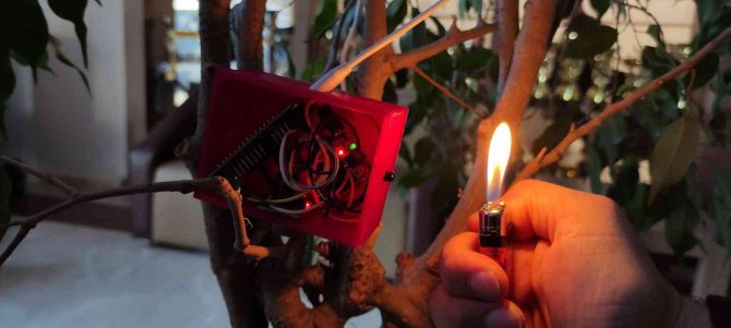 Orta Okul Öğrencileri Orman Yangınlarını Bitirecek Cihaz Üretti