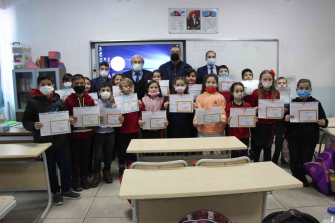 Osmaneli’nde De Öğrenciler Yarıyıl Tatiline Girdi