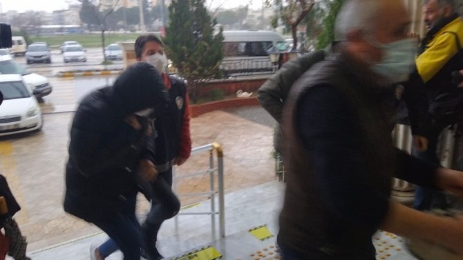 Oto Dolandırıcılığı Yapan 12 Şüpheli Adliyeye Sevk Edildi