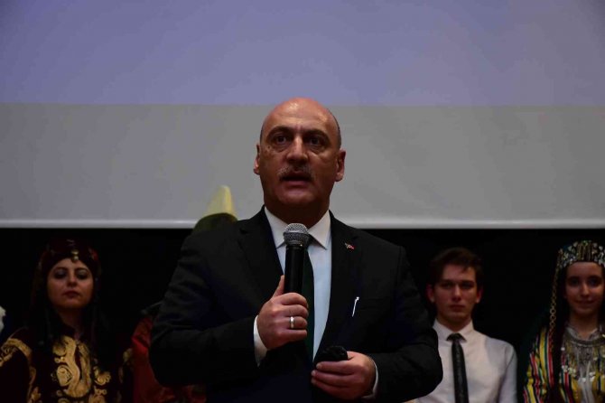 Özel Eosb Mesleki Ve Teknik Anadolu Lisesi’ “Zamanın Ötesinde Zaman Zaman İ̇çinde” Adlı Tiyatro Oyunu