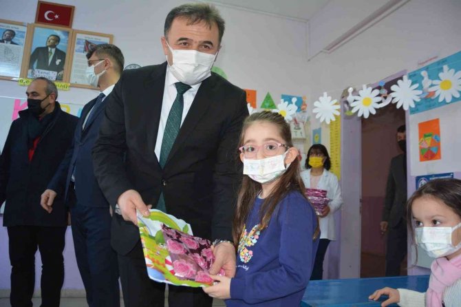 19 Mayıs’ta Öğrencilerin Karne Heyecanı