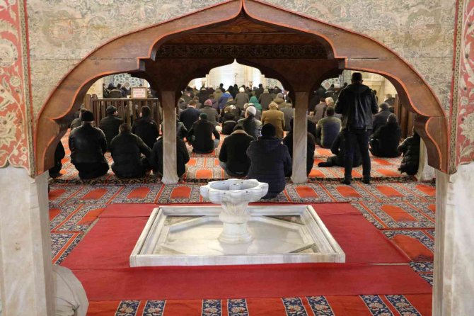 Selimiye’de Son Cuma Namazı Kılındı