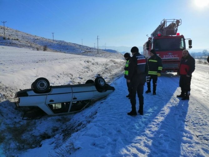 Evden Hastaneye Gitmek İçin Yola Çıkıp, Ambulansla Hastaneye Vardılar