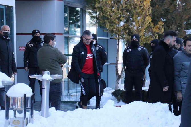 Beşiktaş Kafilesi Malatya’da