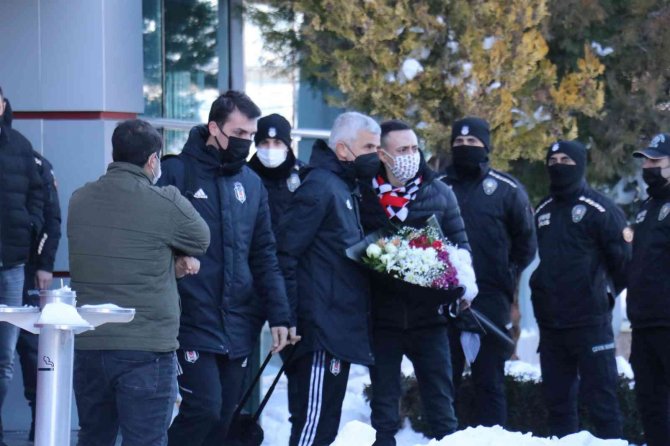 Beşiktaş Kafilesi Malatya’da