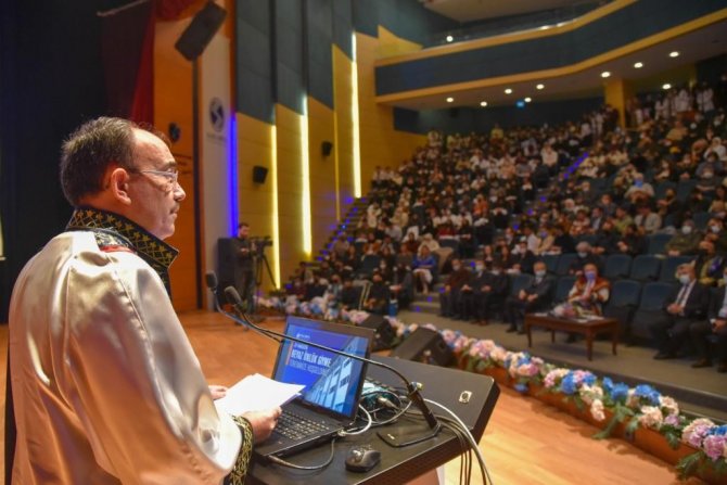Tıp Fakültesi Öğrencileri ’Beyaz Önlük’ Giydiler