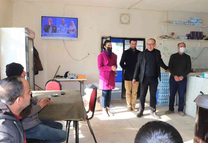 Başkan Akın Mahallelerin Sorunlarını Yerinde Tespit Ediyor