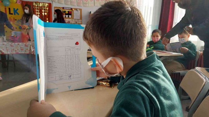 Tekirdağ’da 200 Bin Öğrenci Karne Heyecanı Yaşadı