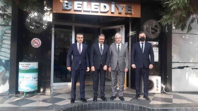 Balıkesir Valisi Hasan Şıldak, Erdek’i Ziyaret Etti