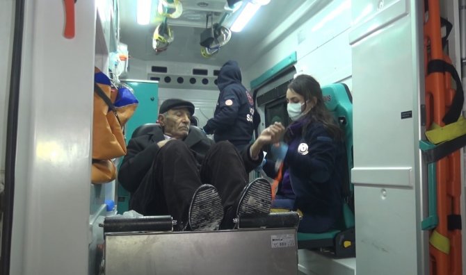 Kalp Hastası Yaşlı Adam İçin Zorlu Mücadele