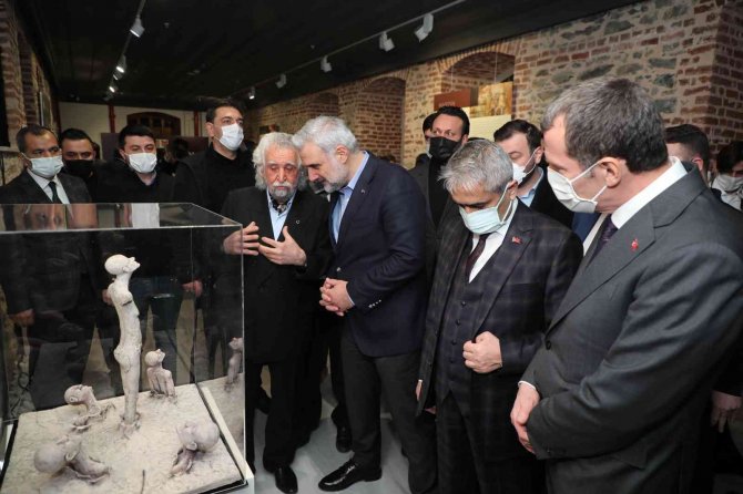 İ̇smet Yedikardeş’in Retrospektif Sergisi Kazlıçeşme Sanat’ta Açıldı