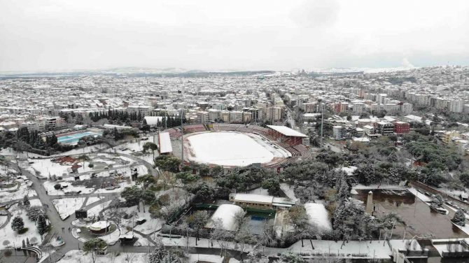 Şehrin Merkezine Yağan Kar Drone İle Görüntülendi