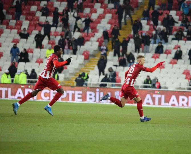 Pedro Henrique Gol Sayısını 5’e Çıkarttı