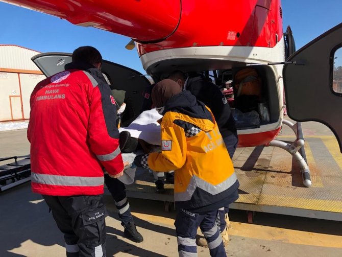 Diyarbakır’da Hava Ambulansı Berivan İçin Havalandı