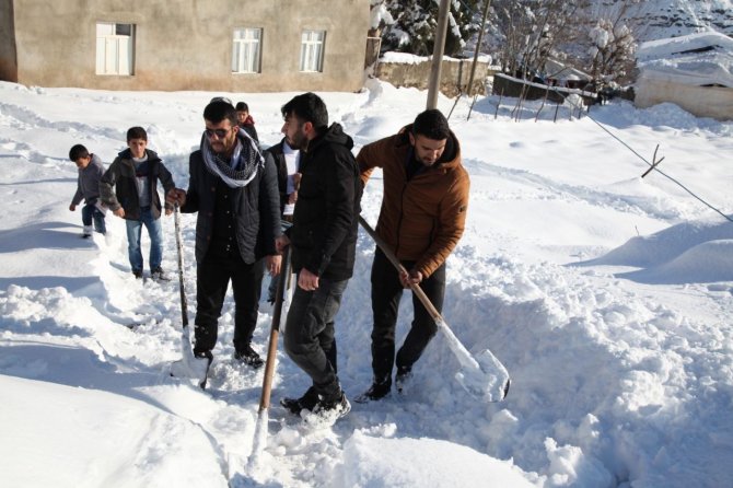 Köylerde İmece Usulü Karla Mücadele Çalışmaları